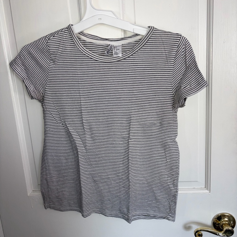 H&M Black & White Striped Short-Sleeve Crewneck Tee